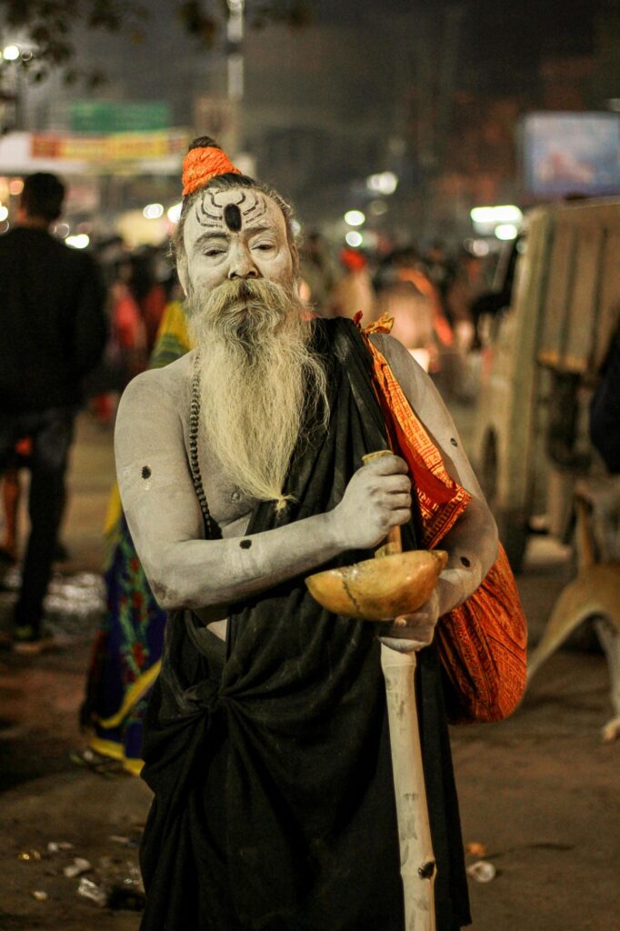 The Real Story Of a AGHORI - एक अघोरी ने कैसे एक 12 साल के भूत की मदद की - Aghori help to a Baby Ghost 2024